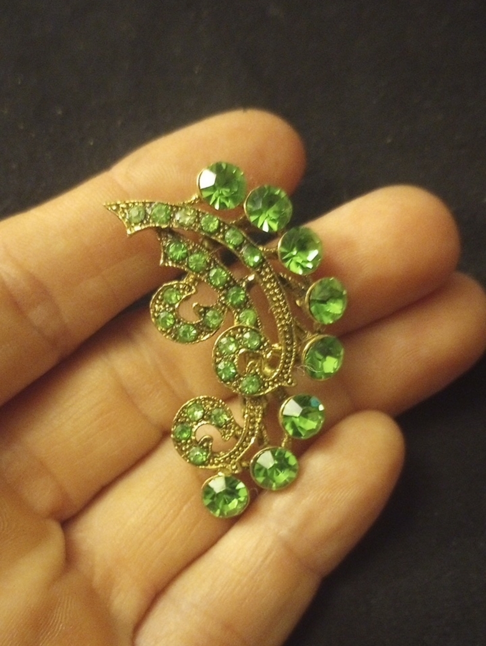 Green Crystal Filigree Brooch - Women Jewelry